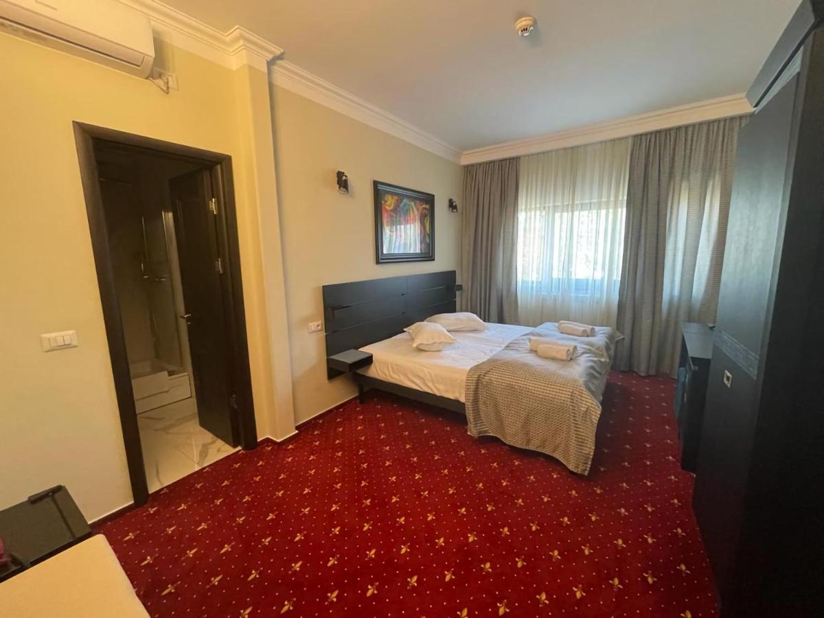 Casa Bucovineana Hotel Сучеава Екстериор снимка