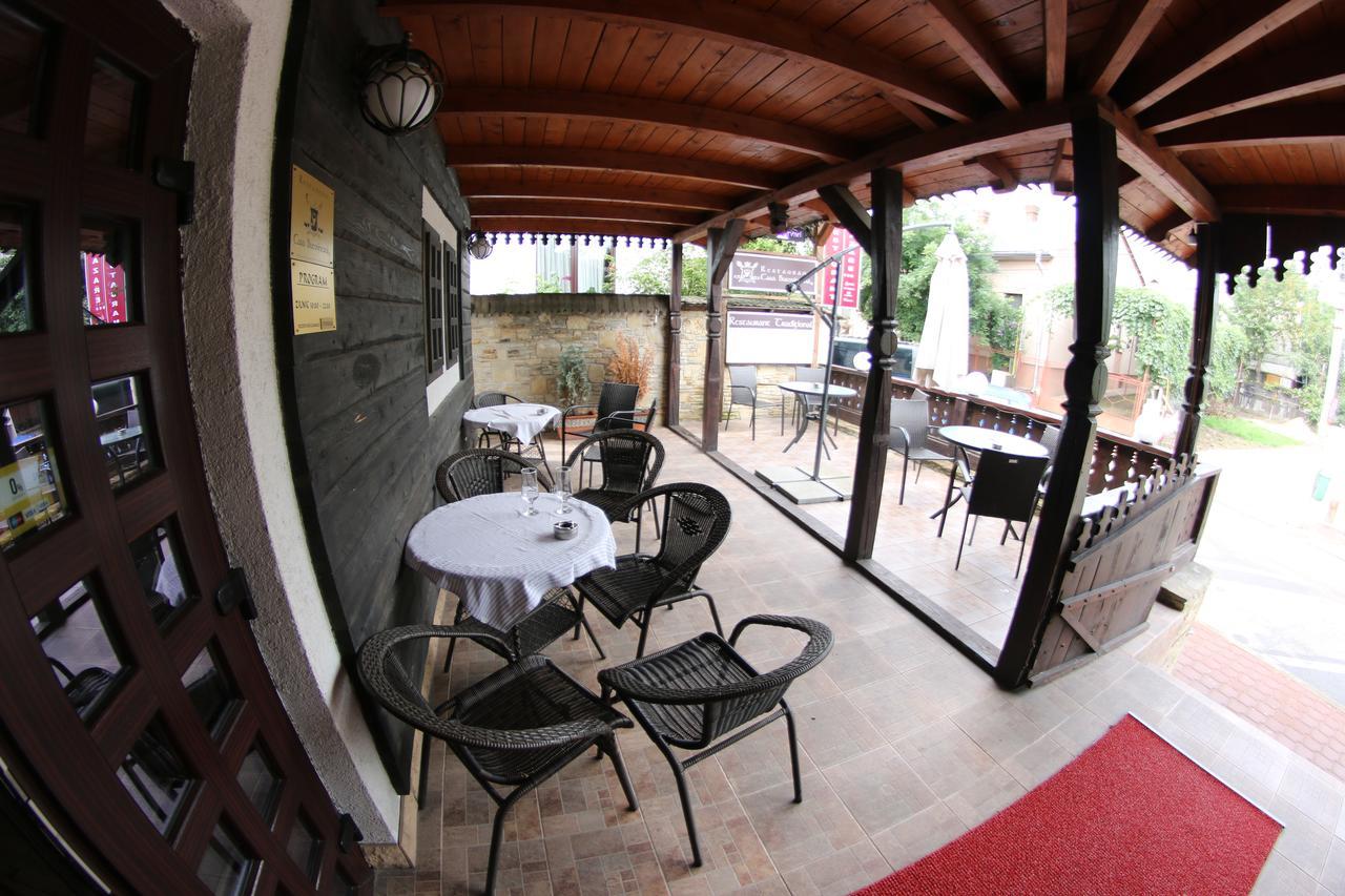 Casa Bucovineana Hotel Сучеава Екстериор снимка